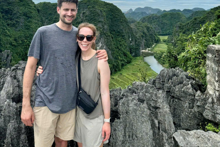 Ninh Binh: Trang An Boat, Bai Dinh, Hoa Lu & Mua Cave Sunset