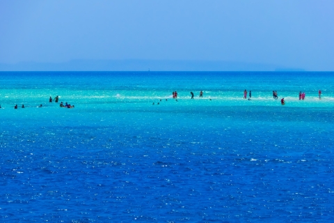 Sharm El Sheikh: dagtocht naar White Island en Ras MohamedJachttrip naar White Island en Ras Mohamed