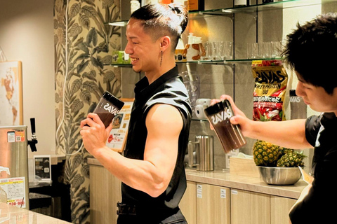 Kyoto: Muscle Bar Entry Ticket Night Show with Macho in Gion 【Value Set】Entry Ticket with 2 Drinks and 1 Performance