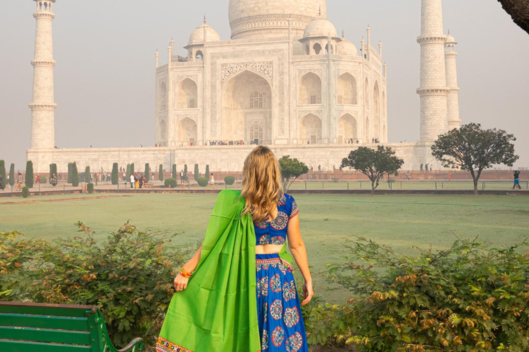 Agra: Taj Mahal Skip-the-Line Entry Ticket