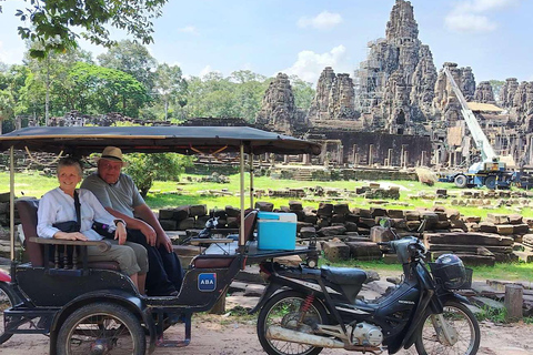 Siem Reap: 2-Day Private Angkor Wat Tuk-Tuk Tour in Spanish Spanish Driver: 2-Day Private Angkor Temples & Banteay Srei