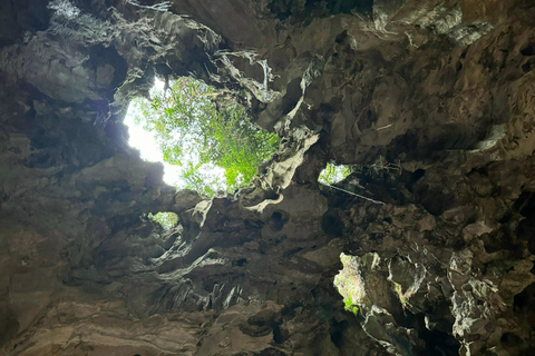 Excursão turística de meio dia à cidade de Da Nang em motaPasseio de mota