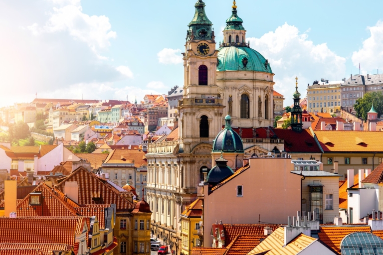 Fietstocht door de oude binnenstad van Praag, topattracties en de natuur2 uur: hoogtepunten van de oude binnenstad