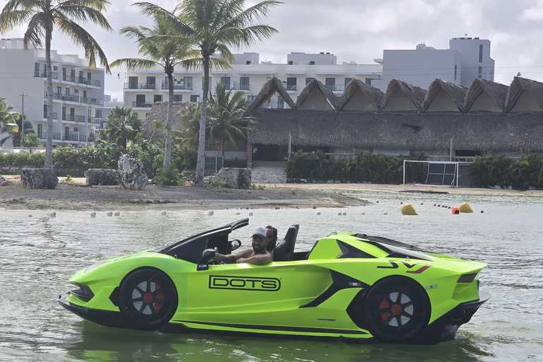 Punta Cana: viaja con estilo en un Lamborghini Jet Car Boat.Punta Cana: Viaja con estilo en un paseo en barco Lamborghini Jet Car