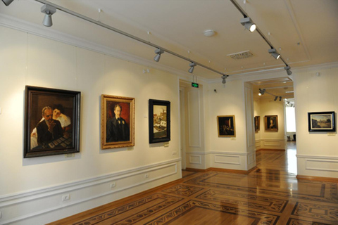 جولة خاصة في عطلة نهاية الأسبوع للفورمولا 1: جولة في متحف باكو الثقافي