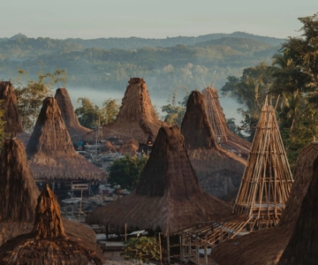 West Sumba: 4D3N Private Tour with Accommodation