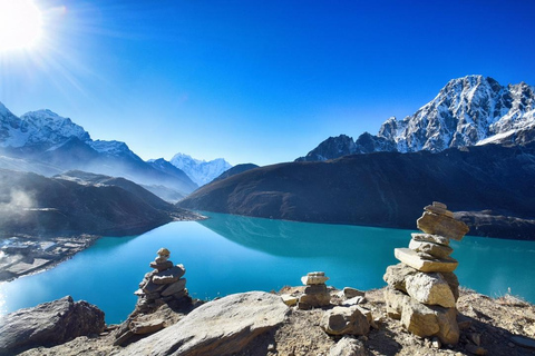 Népal : Trek du Gokyo Ri, région de l&#039;Everest, 11 jours.Népal : Trek au Gokyo Ri avec tous les services inclus.