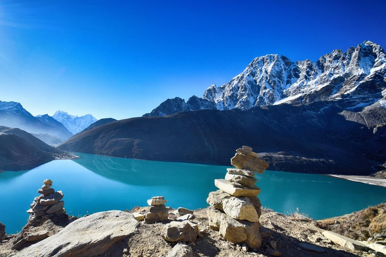 Népal : Trek du Gokyo Ri, région de l&#039;Everest, 11 jours.Népal : Trek au Gokyo Ri avec tous les services inclus.