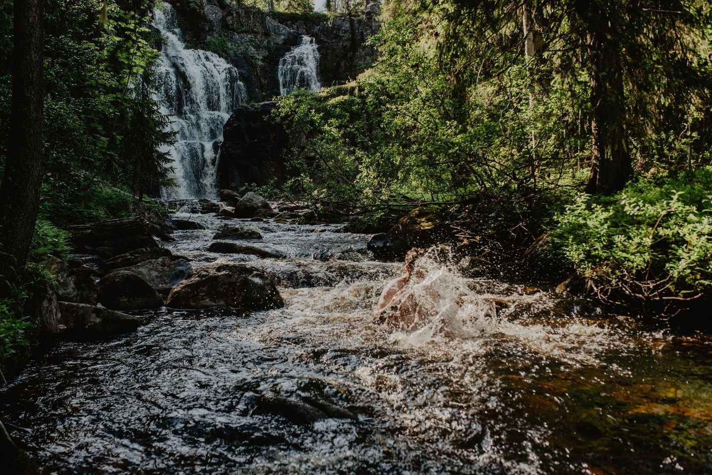 Särna: Brudslöjan Waterfalls Guided Hike with Lunch