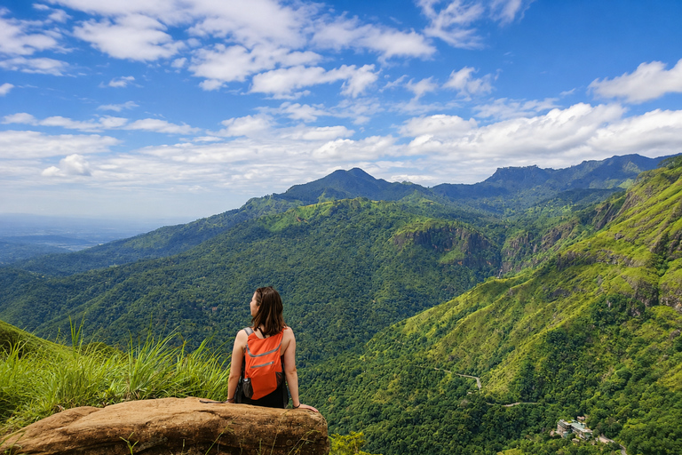 Ella: Hidden Trails Tuk-Tuk Tour with Waterfalls