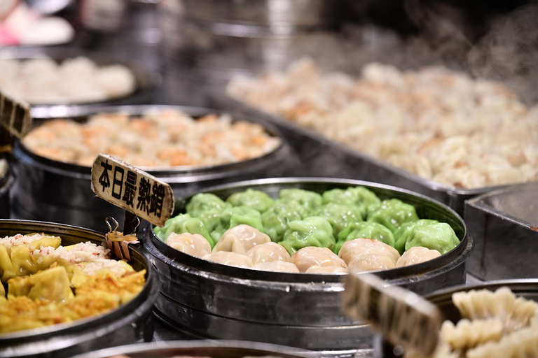 Taipei: Jiufen, Shifen, & Keelung Miaokou Night Market Tour