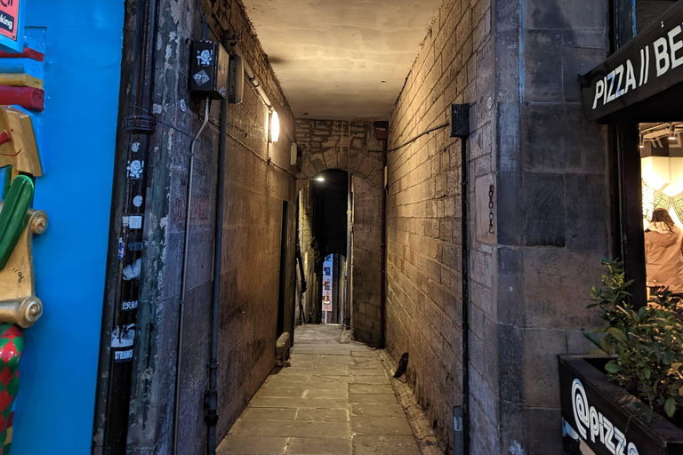 Edinburgh: Ghosts, Mysteries, and Witches Tour