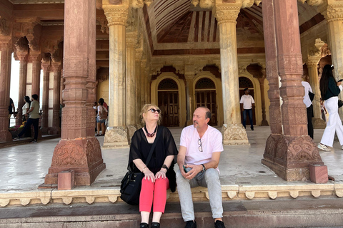 3-tägige private Tour durch das Goldene Dreieck: Delhi, Agra und JaipurPrivater AC-Wagen mit 5-Sterne-Hotelaufenthalt