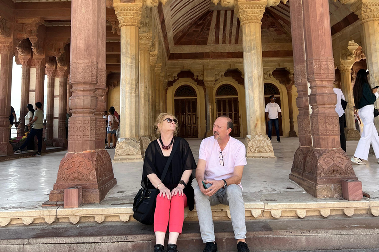 3-tägige private Tour durch das Goldene Dreieck: Delhi, Agra und JaipurPrivater AC-Wagen mit 5-Sterne-Hotelaufenthalt