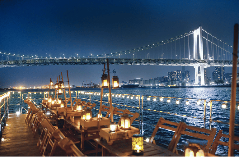 Tokio: Kreuzfahrt mit japanischer Show, Mahlzeit &amp; Tokyo Tower TicketTraditionelle Dinner Cruise mit Show und Tokyo Tower Ticket