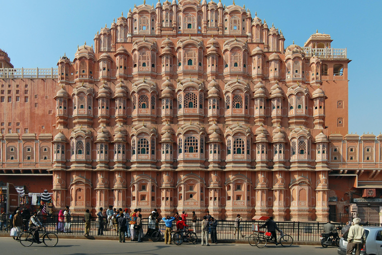 From Delhi: 3 Days Golden Triangle TourHotel + Car + Monument tickets + Guide Service