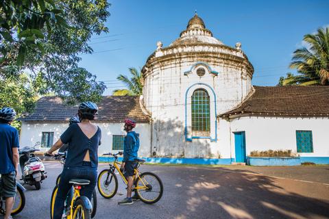 Goa: Passeio de E-Bike por Old Goa e Divar Island com lanches