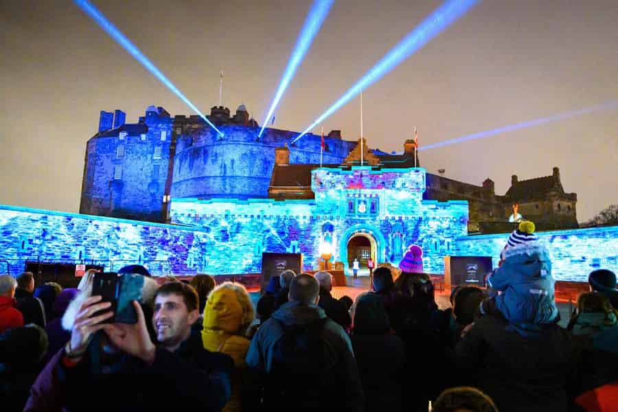 Edinburgh: Eintrittskarte für die Lichtershow. Foto: GetYourGuide Edinburgh: Eintrittskarte für die Lichtershow. Foto: GetYourGuide