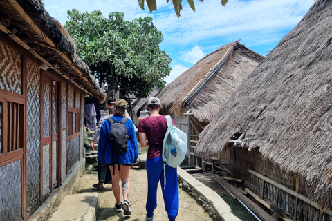 Lombok: Privétour op maat met chauffeur-gidsNoord-Lombok Tour vanuit Zuid-Lombok