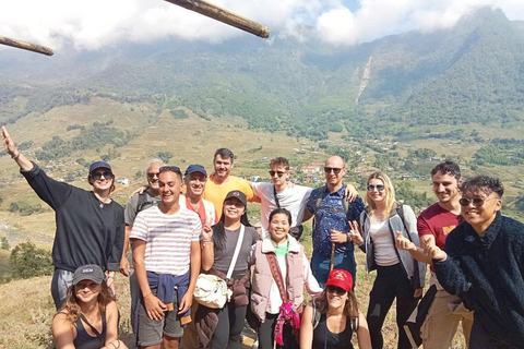 Desde Hanoi: Excursión de senderismo de 2 días a Sapa (Dormir en casa de familia)