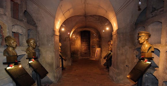 Prague: WWII Tour with Local Historian SMALL GROUP