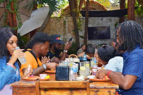 Desde Cancún: Tour guiado de degustación de tacos en Puerto Morelos