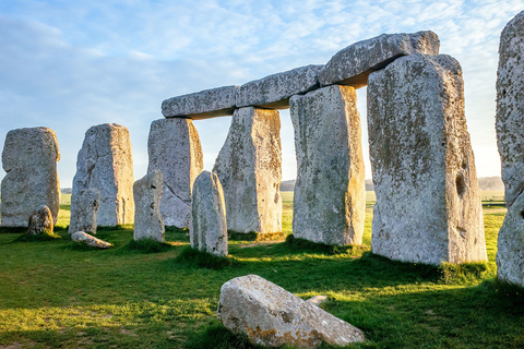 Da Londra: escursione di un giorno a Stonehenge e Bath con biglietto