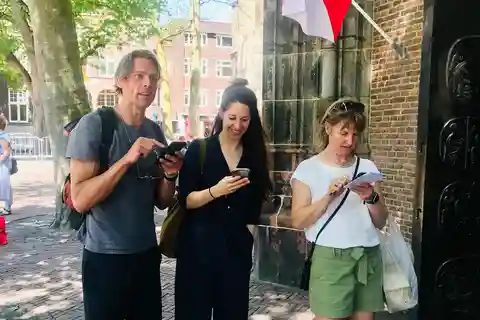 Utrecht Central: Outside Escape City Tour! Super fun!