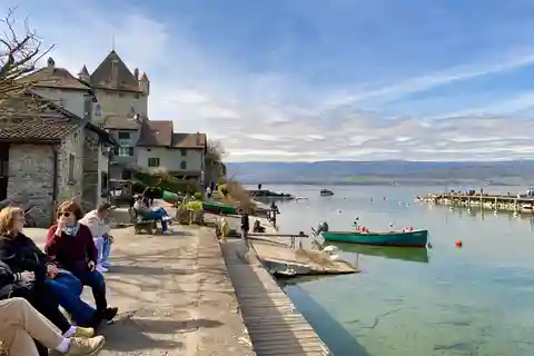 Visite guidée du village médiéval d'Yvoire