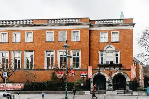 Patrimonio Único: Tour a pie privado por Cork en pareja