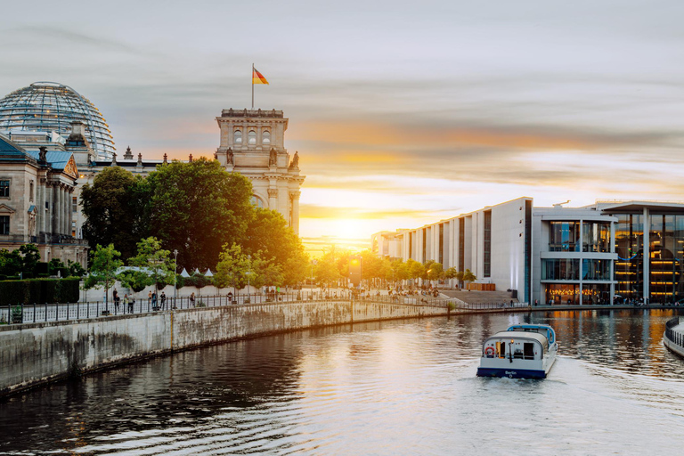 Berlin boat Tour: Spree River Cruise with Views of Landmarks Berlin boat Tours Spree River Cruise with Views of Landmarks