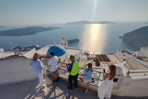 Santorini: Tour privato di un giorno intero con una guida locale