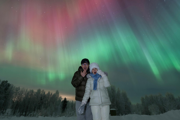 Rovaniemi: 5-star Northern Lights Tour + Pro Photos & Videos Aurora Hunting Photo Tour - another best seller ♥︎♥︎♥︎♥︎♥︎