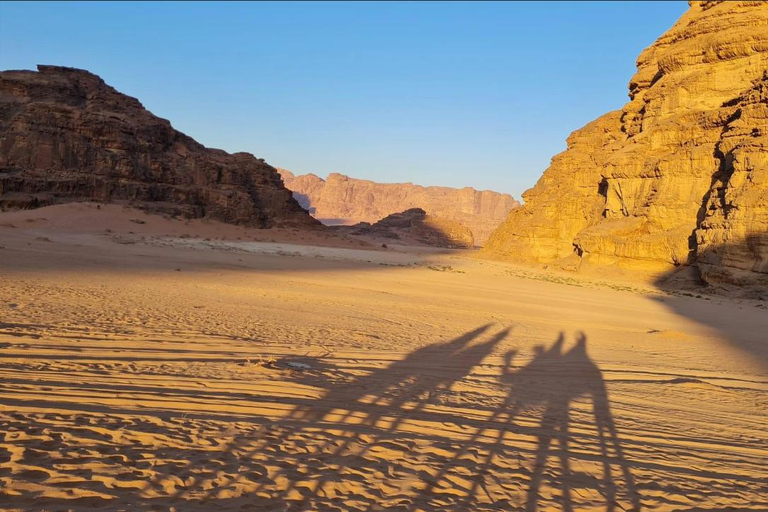 Safári de luxo com pernoite no deserto em Salalah