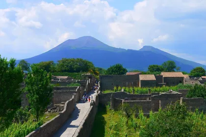 Ab der Amalfiküste: Tagestour nach Pompeji und zum Vesuv