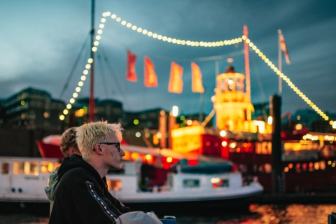 Hamburg: 1-godzinny wieczorny rejs z oświetleniem portu