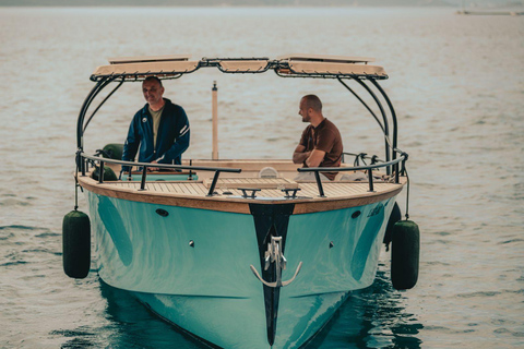 Budva: Panoramic Boat Tour with Snorkeling Budva: Panoramic Boat Tour with Snorkeling