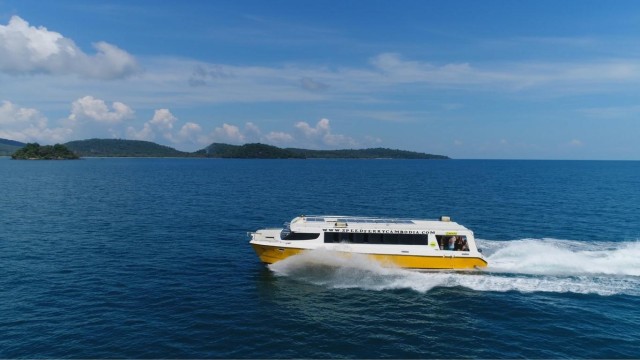 Visit Sihanoukville Koh Rong Island Speed Ferry Round-Trip Ticket in Sihanoukville