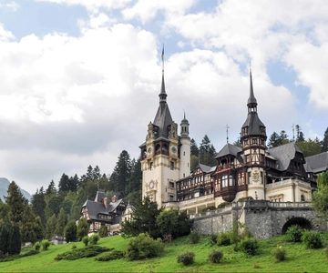 Private tour to Peles Castle, Bran Castle, Brasov