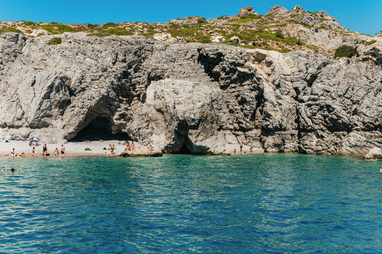 Rhodes : journée en catamaran premium, déjeuner et boissons