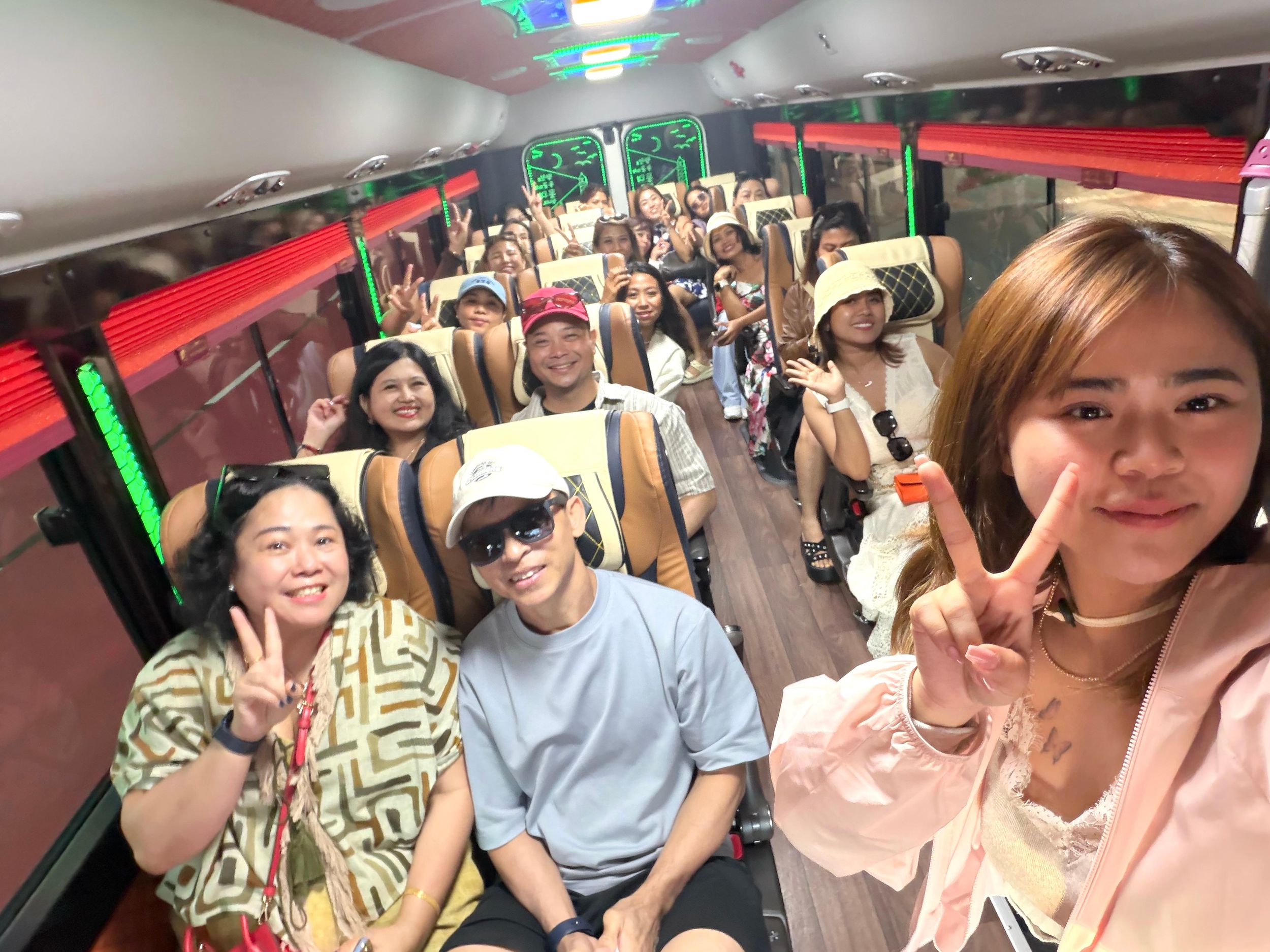 Highlights von Busan: Strandzug, Kulturdorf & Markt
