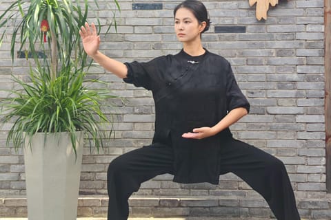 Shanghai: Authentic Chen Tai Chi Class & Tea Ritual