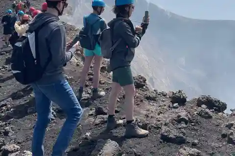 VOLCANO ETNA: Excursión a los cráteres de la cima con autobús 4x4