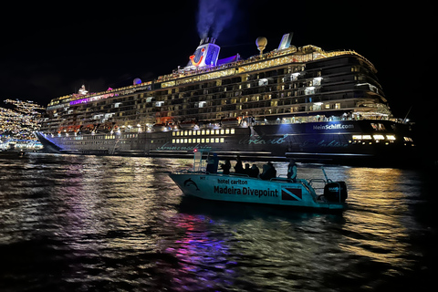 Funchal: Fireworks by Boat - New Years Eve
