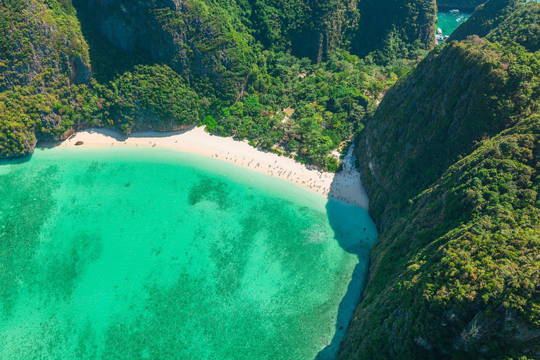 Phuket: Phi Phi, Maya Bay & Bamboo Island by Speed Catamaran