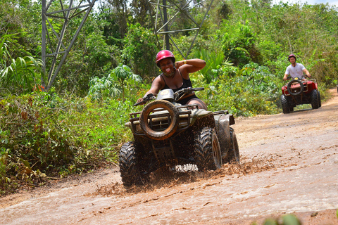 Cancun: Adrenalin-Tour mit ATV-Fahrt, Ziplines und Cenote