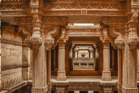 Jaipur Private City Tour with Guide, Car & Skip-the-Line