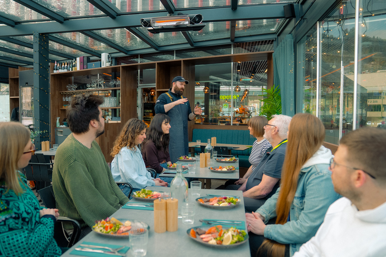 A Taste of Bergen Food Tour with Fløibanen Funicular