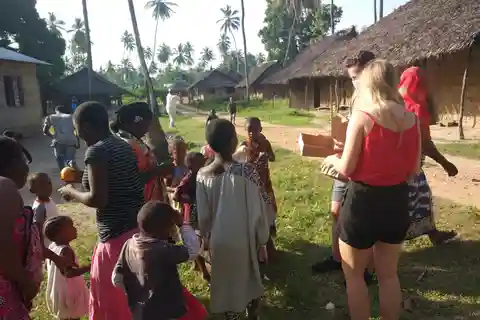 Mtwapa Village & Mijikenda Dance–A Real Cultural Connection