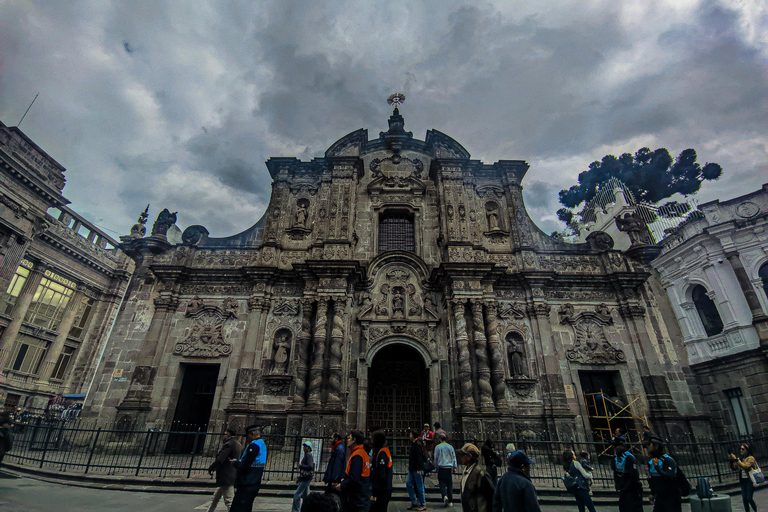 Living Roots: The Indigenous History of Quito Waking Tour